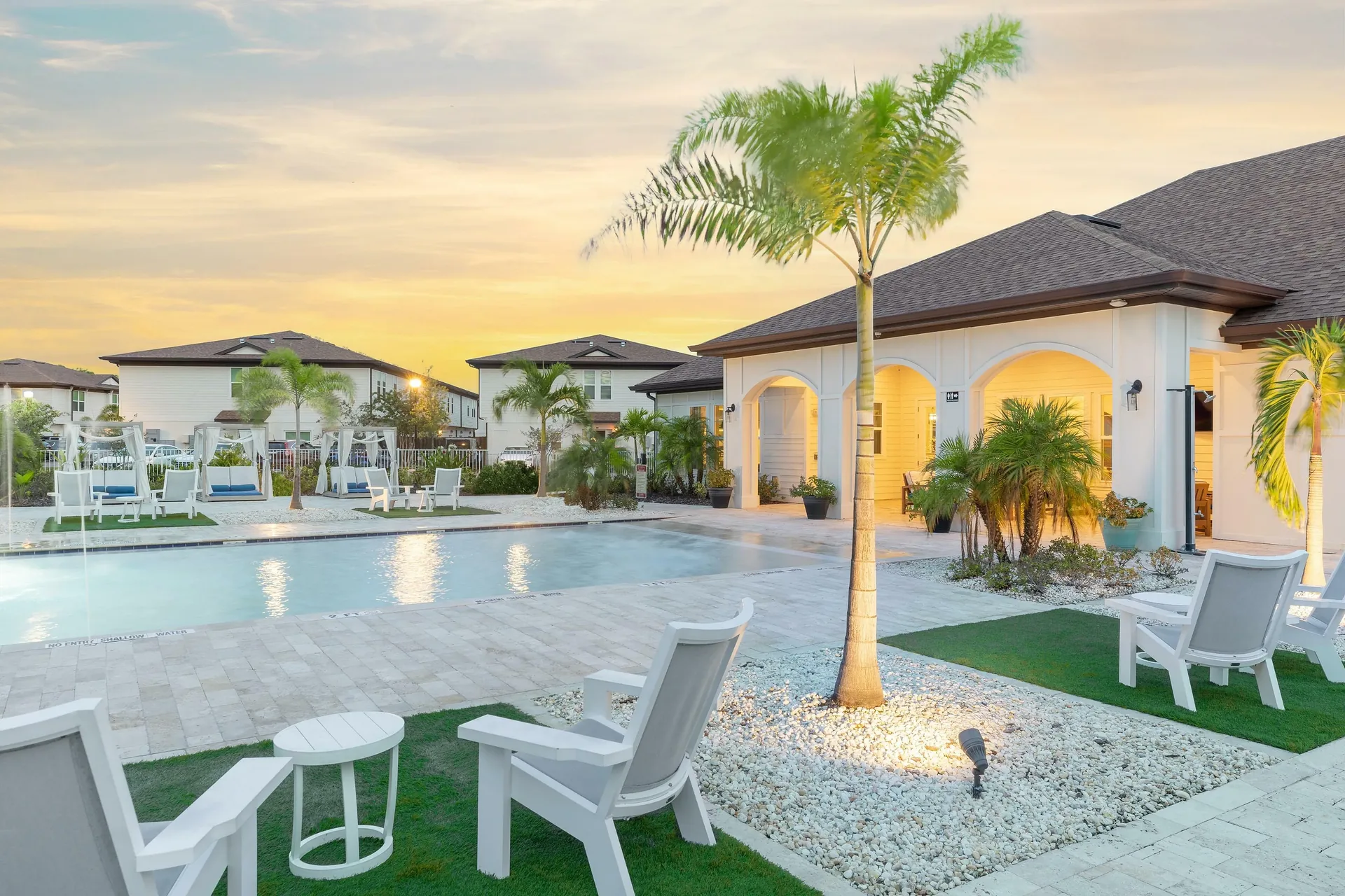 Exterior and pool at Cortona South Tampa in Tampa, Florida